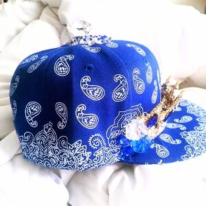 Blue Paisley KCap
